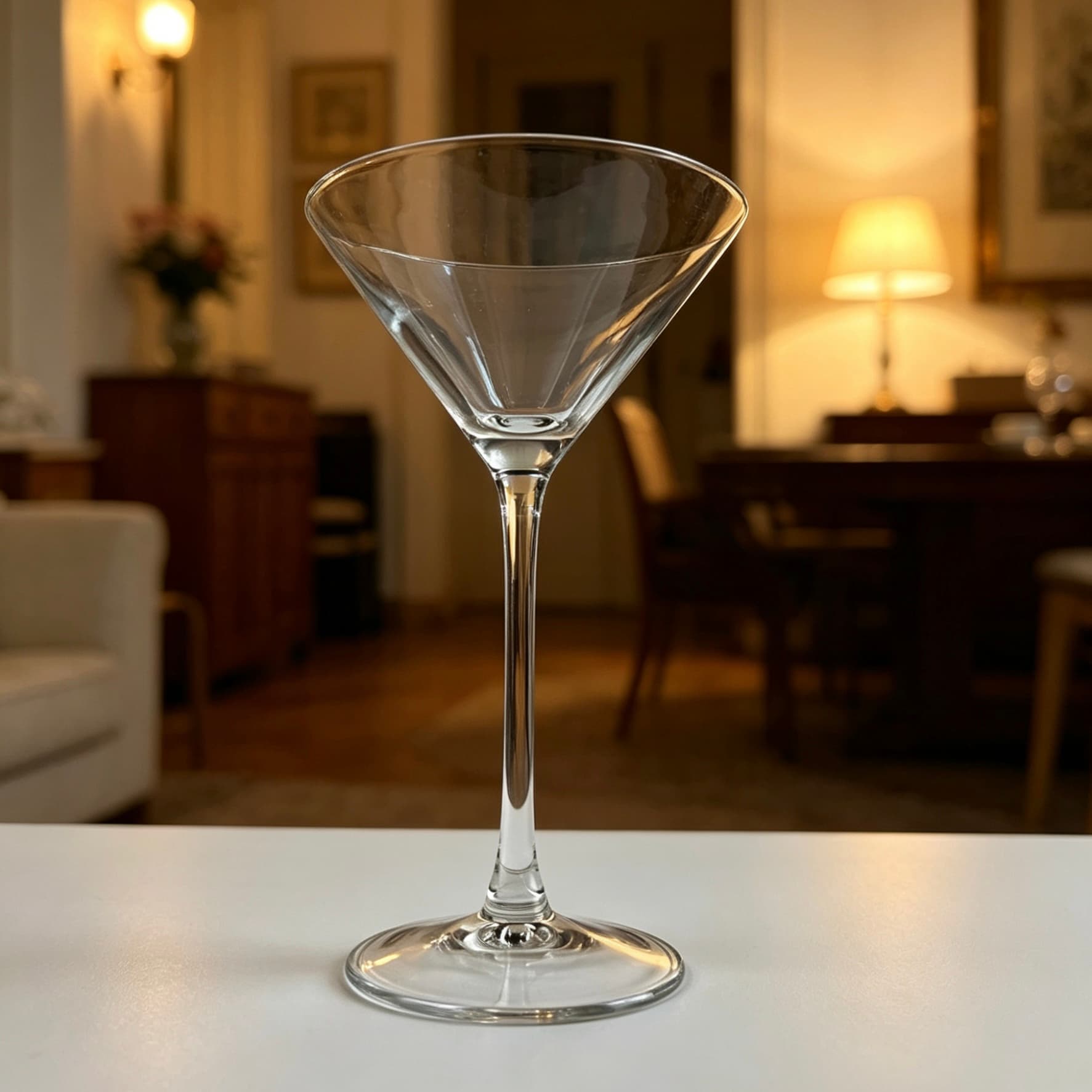 Premium Tall Cocktail Glass Cups with 220ml/7.5oz Capacity